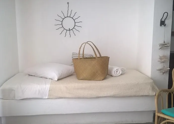 Viewlight Sifnos Living Guest house 3*